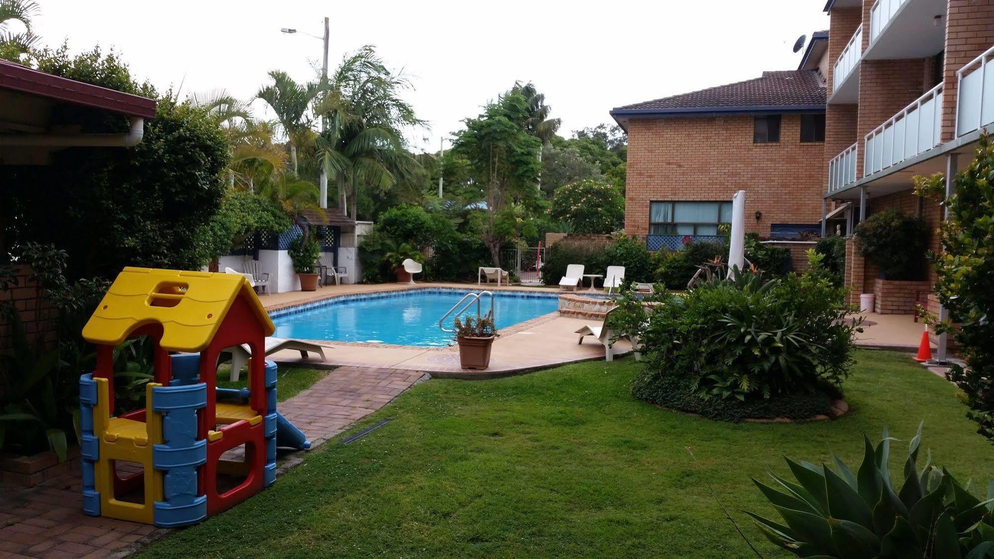 Aparthotel The Tahitian Coffs Harbour Exterior foto